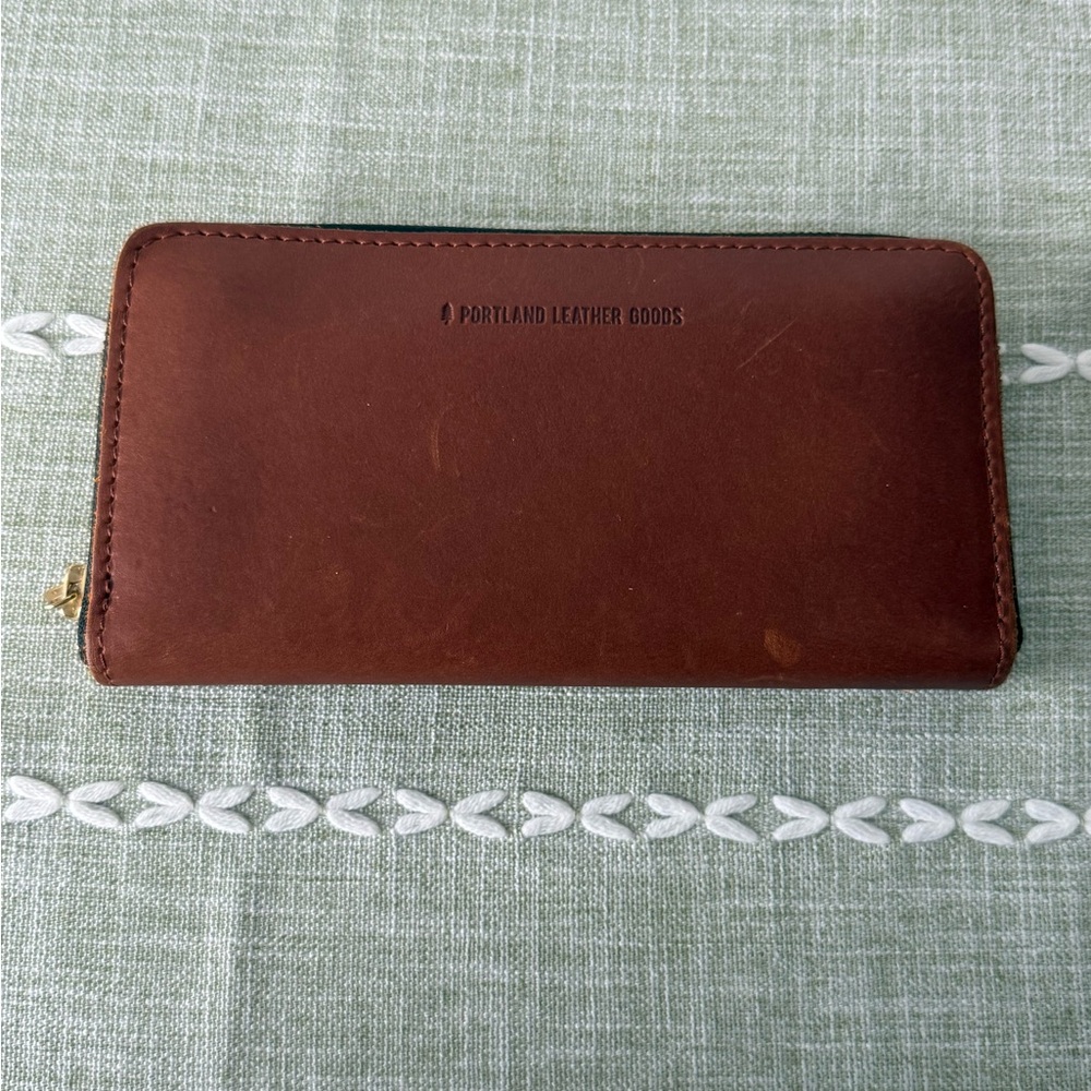 Portland Leather Goods accordion Zip Wallet
